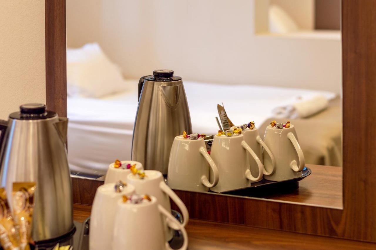 Ven Diofa De Lux Panzio Bed & Breakfast Seghedin Exterior foto