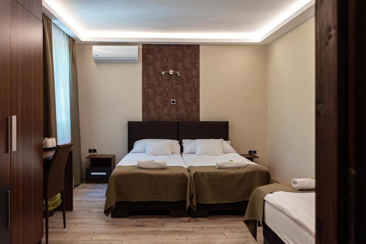 Ven Diofa De Lux Panzio Bed & Breakfast Seghedin Exterior foto