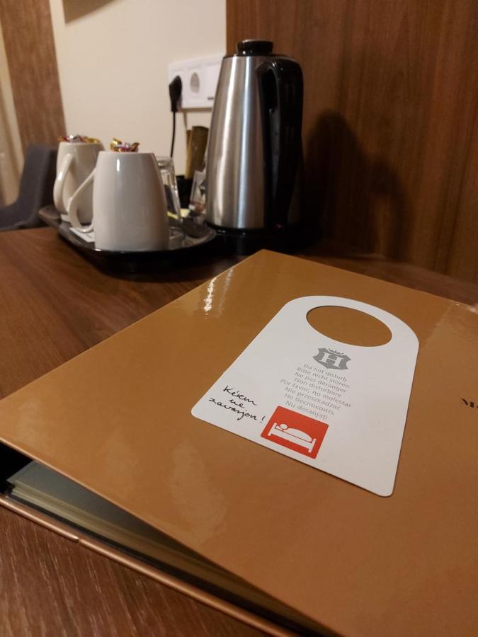 Ven Diofa De Lux Panzio Bed & Breakfast Seghedin Exterior foto