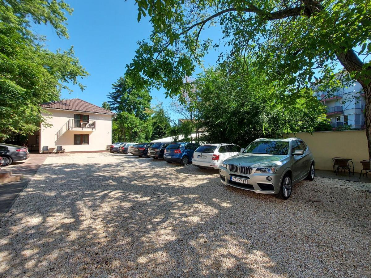 Ven Diofa De Lux Panzio Bed & Breakfast Seghedin Exterior foto