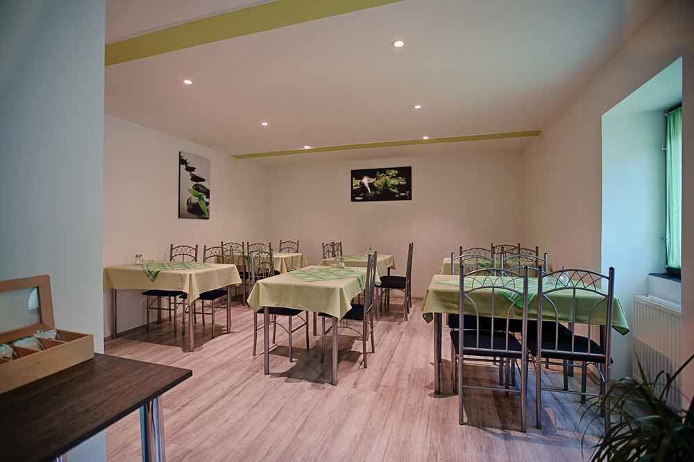 Ven Diofa De Lux Panzio Bed & Breakfast Seghedin Exterior foto